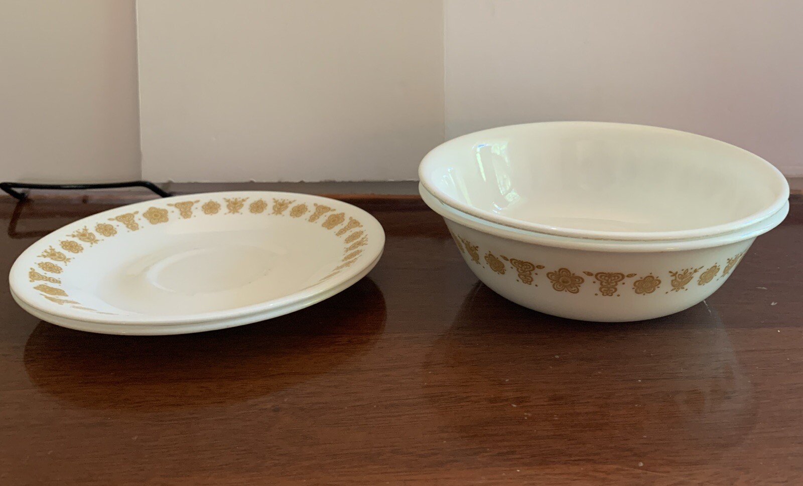 CORELLE Livingware Corning Made In USA Butterfly Gold ~ 2 Saucers,  2-6” Bowls