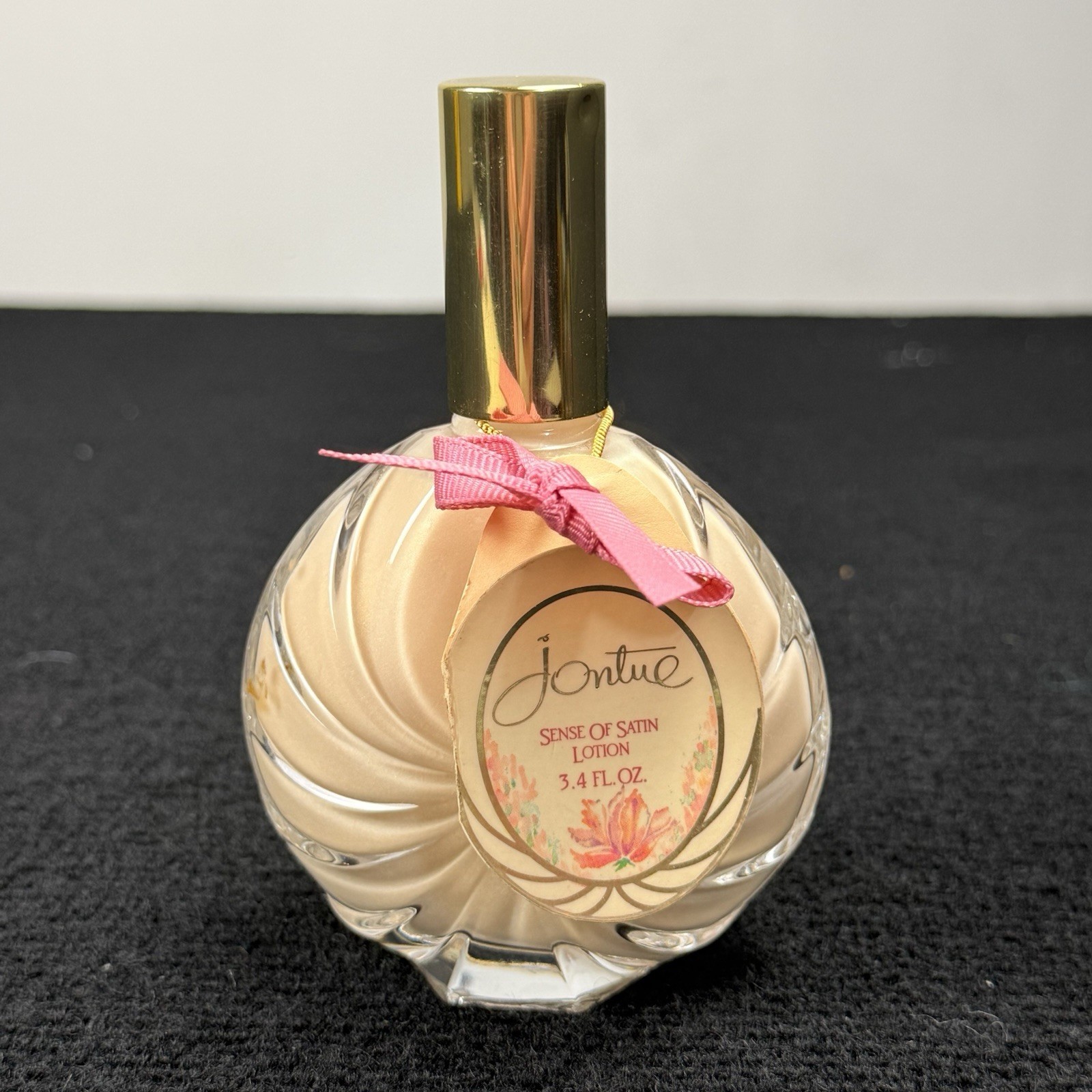 VTG Jontue Sense Of Satin Lotion NWT By Revlon 3.4 fl. oz 1976 Gardenia Bergamot