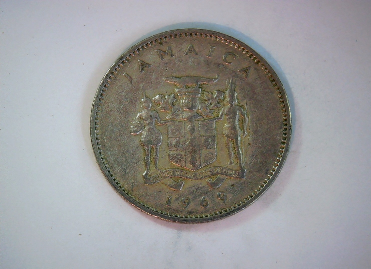Jamaica 1969 10 Cents Jamaica 10 Cents (Coat of arms / Lignum vitae sprig) Coin