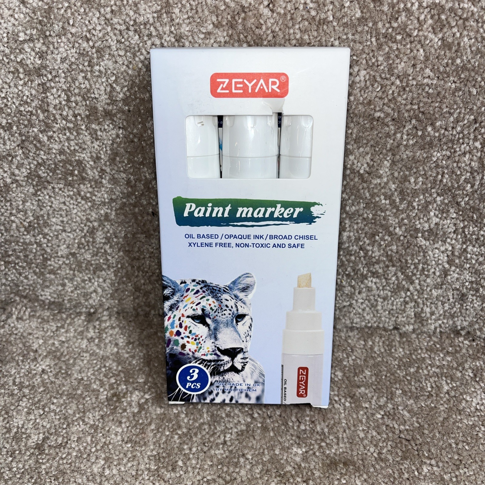 ZEYAR Paint Markers, Jumbo Size, 8 MM Felt Tip, Waterproof & Smear Proof White