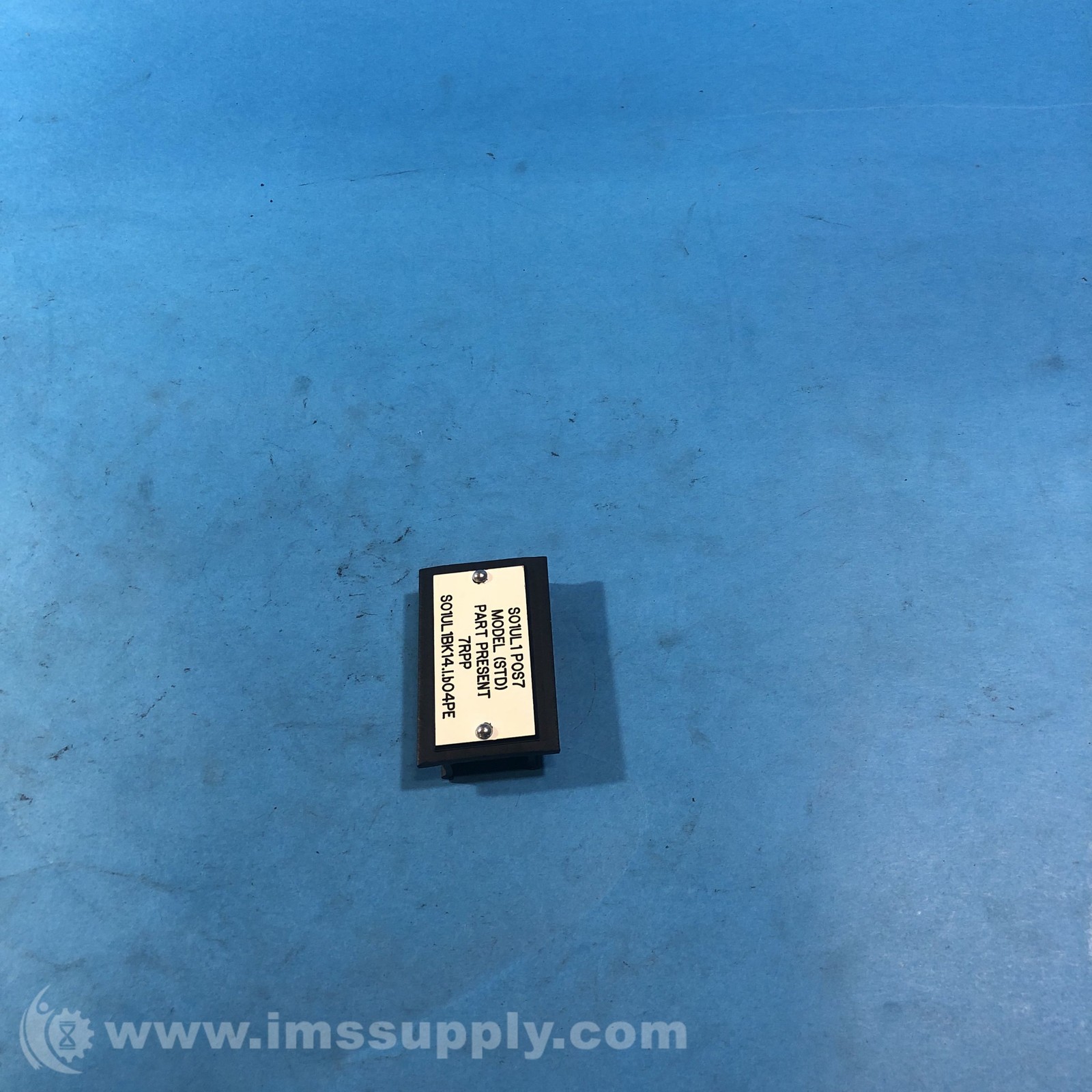 SO1UL1 POS7 7RPP Plastic Legend Plate Bracket FNIP