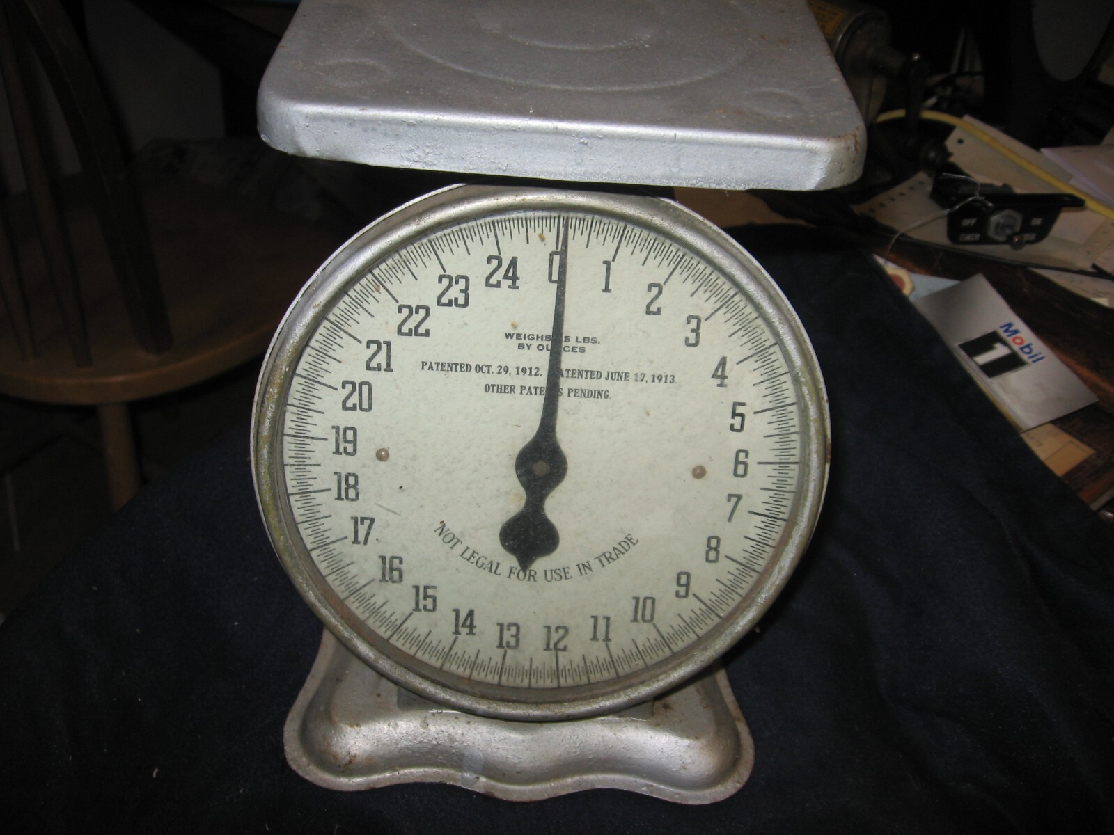 Vintage "American Cutlery scale"