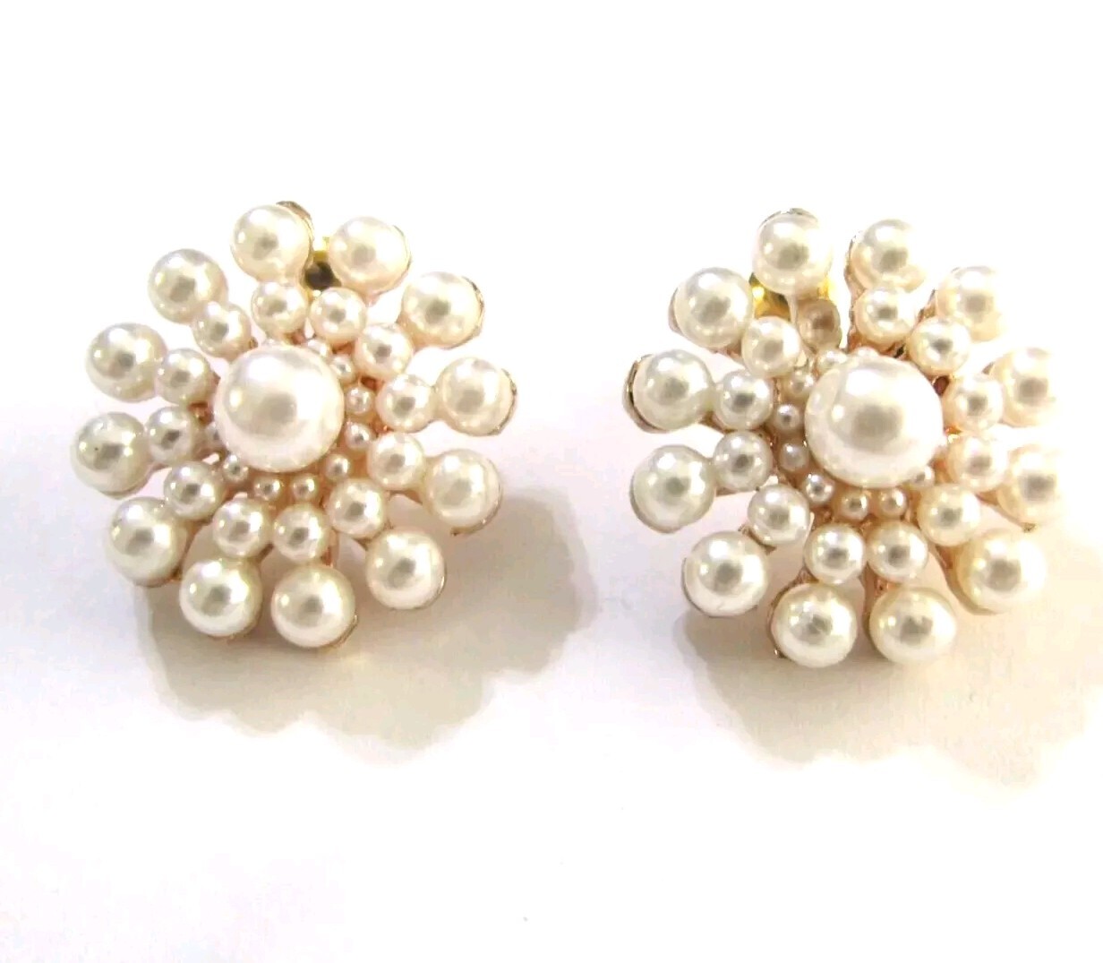 Pearl Stud Earrings Gold Tone 20 mm