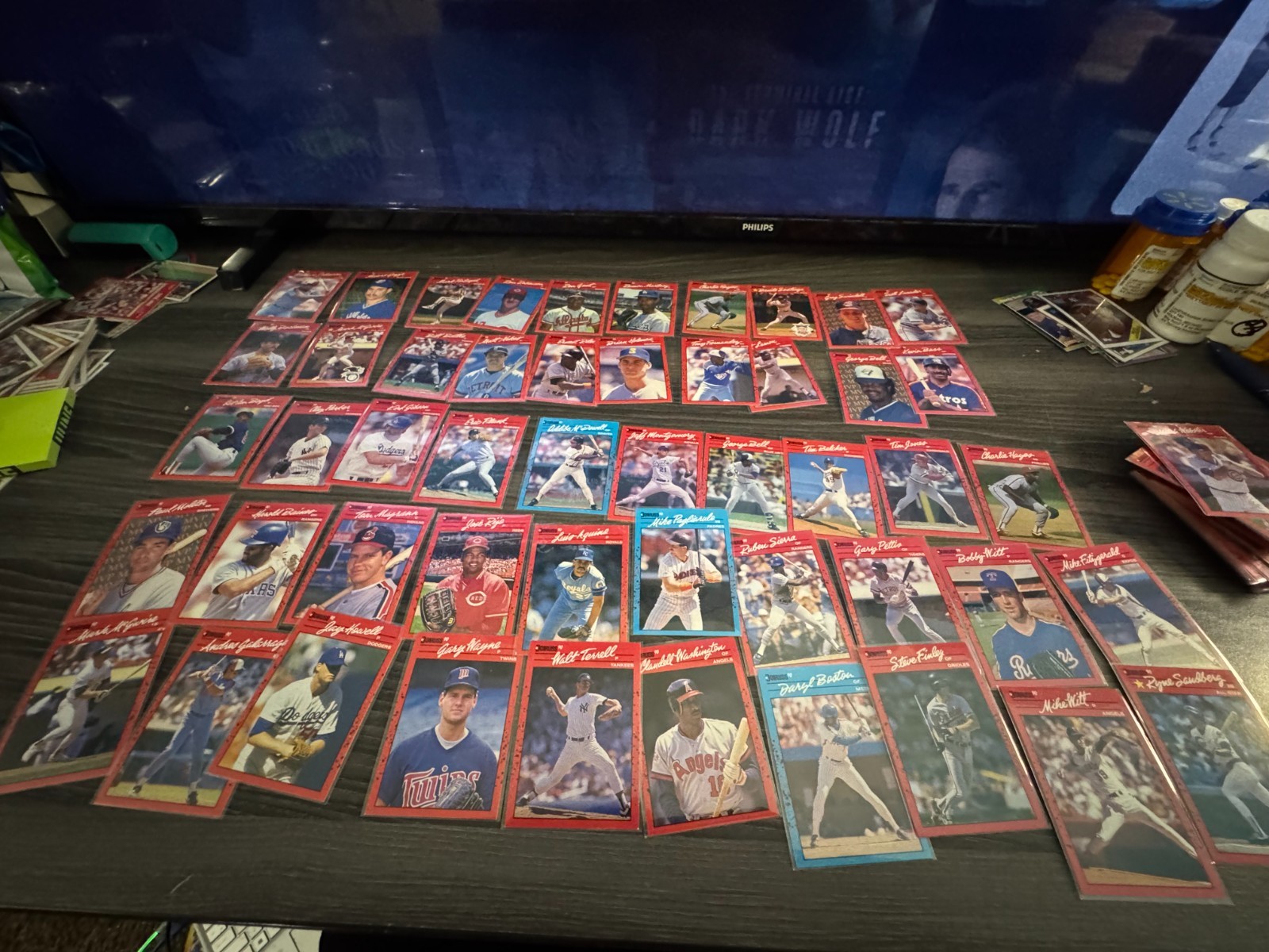 Lot of Vintage Baseball Cards(033)