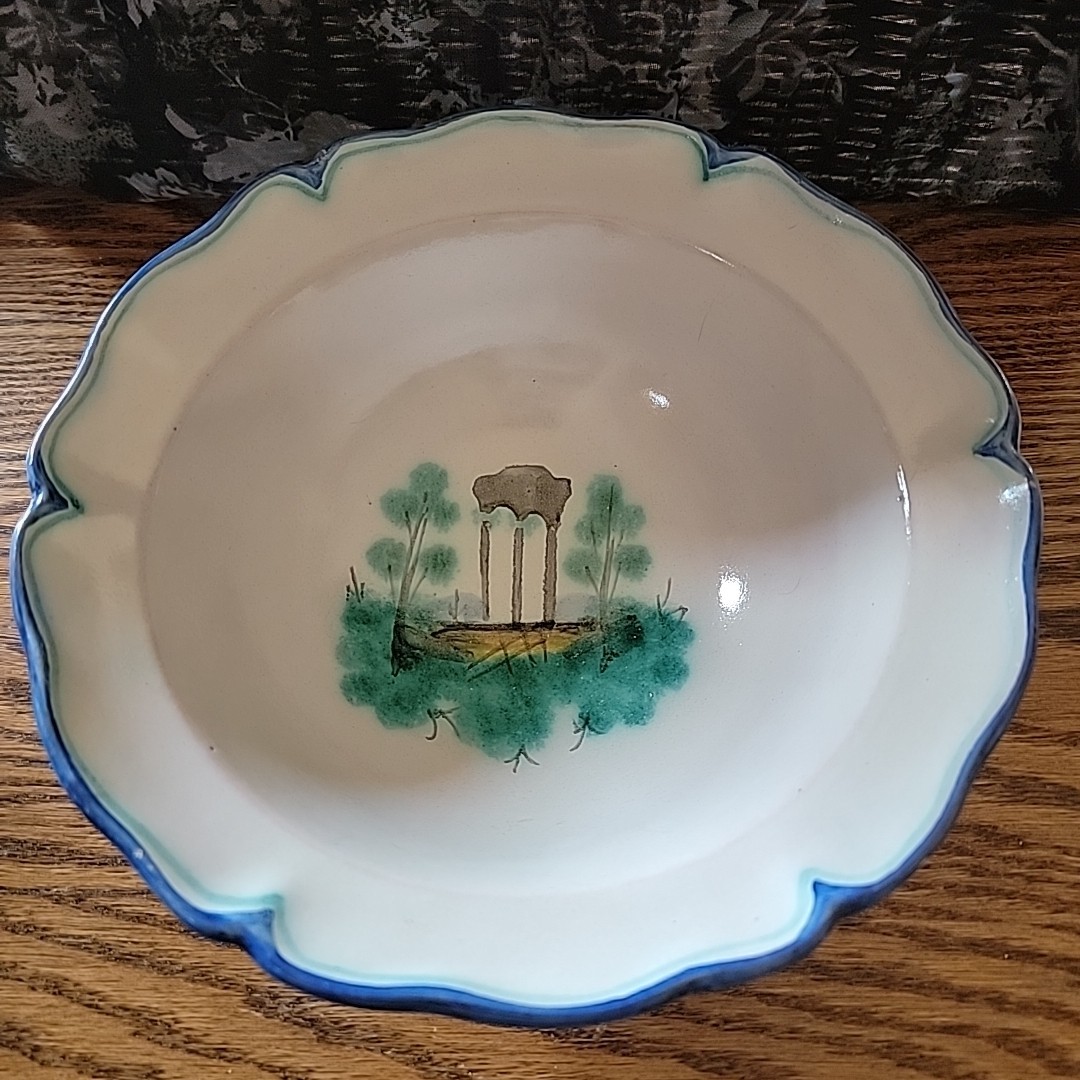 Vietri ? Italy Hand Painted Gazebo Serving Bowl Pottery Ceramic Glaze 10" Dia 