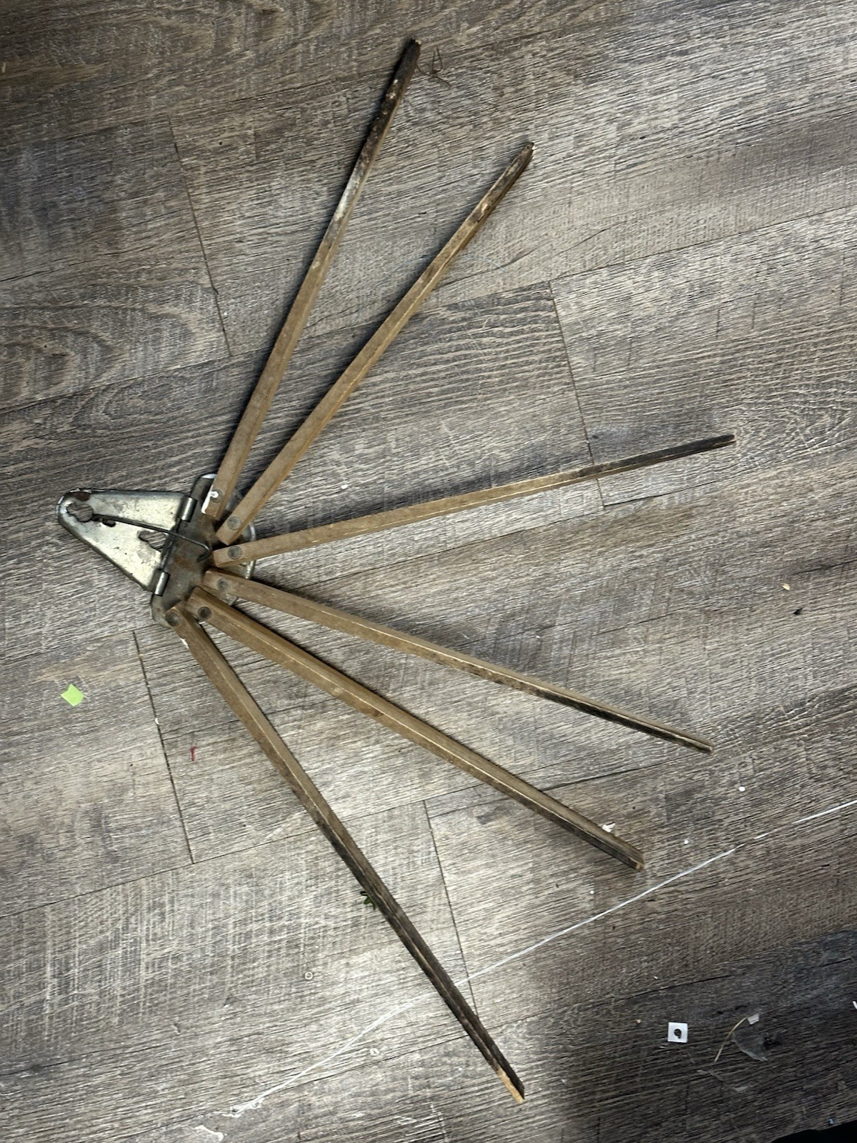 Vintage Antique Primitive Wooden Wall Drying Rack Mount 6 Arm 16"