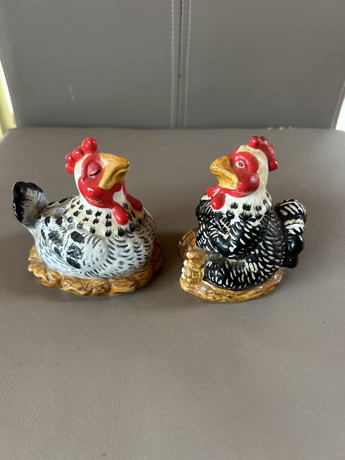 Ceramic Chicken Salt & Pepper Shakers Set Black White Feathered Glossy