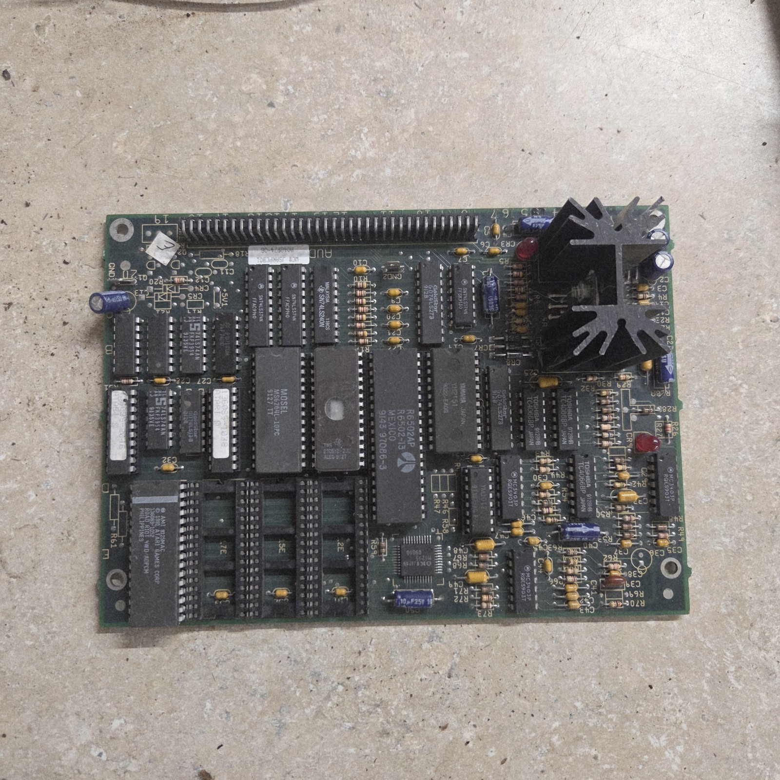 ATARI ARCADE VIDEO GAME RIOT AUDIO PCB