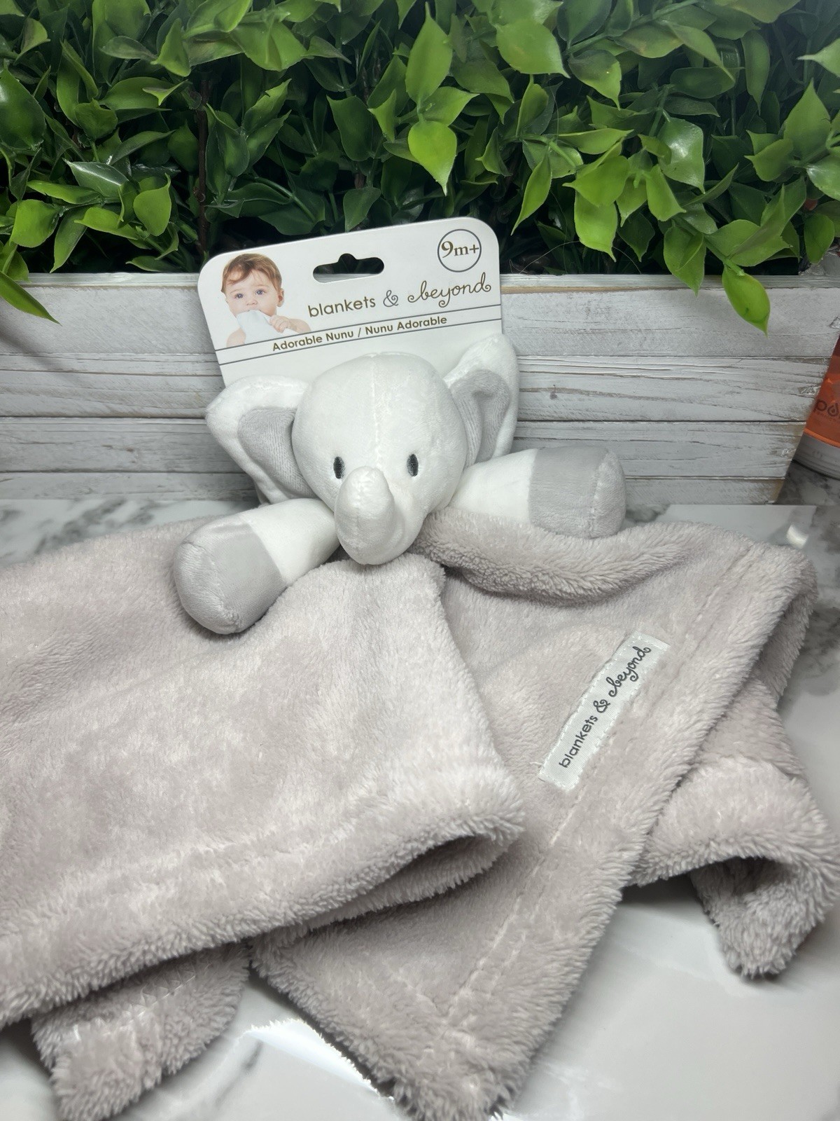 Blankets and Beyond White Gray Elephant Security Blanket Baby Lovey Plush Toy