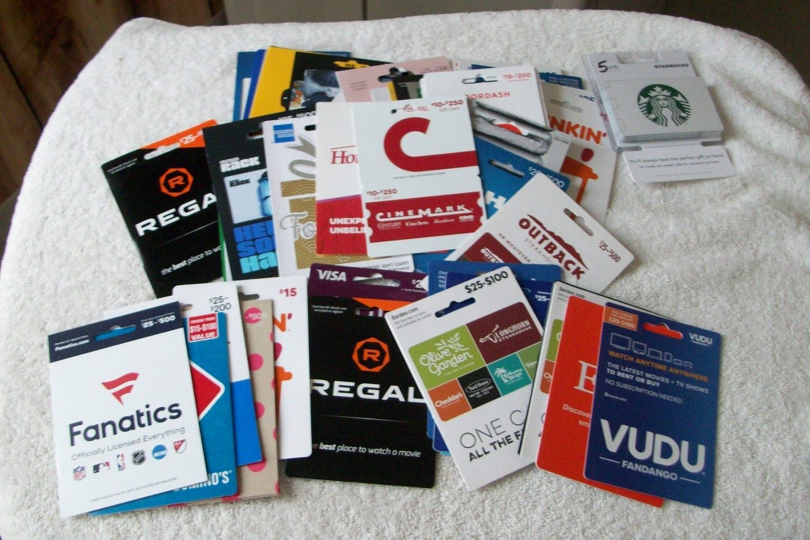 Lot Of 50  "Lowes / Ebay / Dunkin/Fantiks & More Gift Cards"  No Value / All New