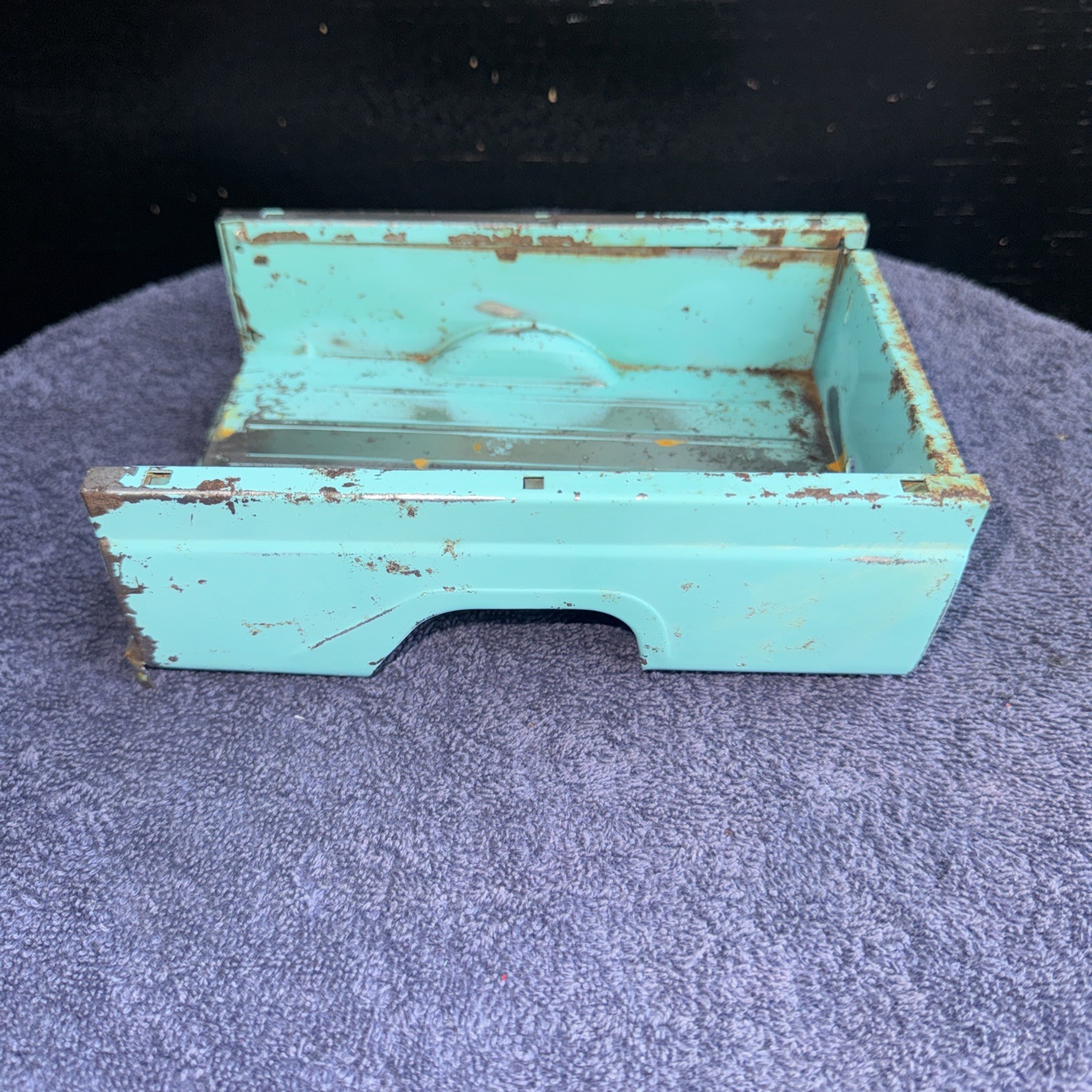 VINTAGE 1960’s TONKA PICKUP TRUCK BED PART ORIGINAL PAINT FISHERMAN AA ORIGINAL