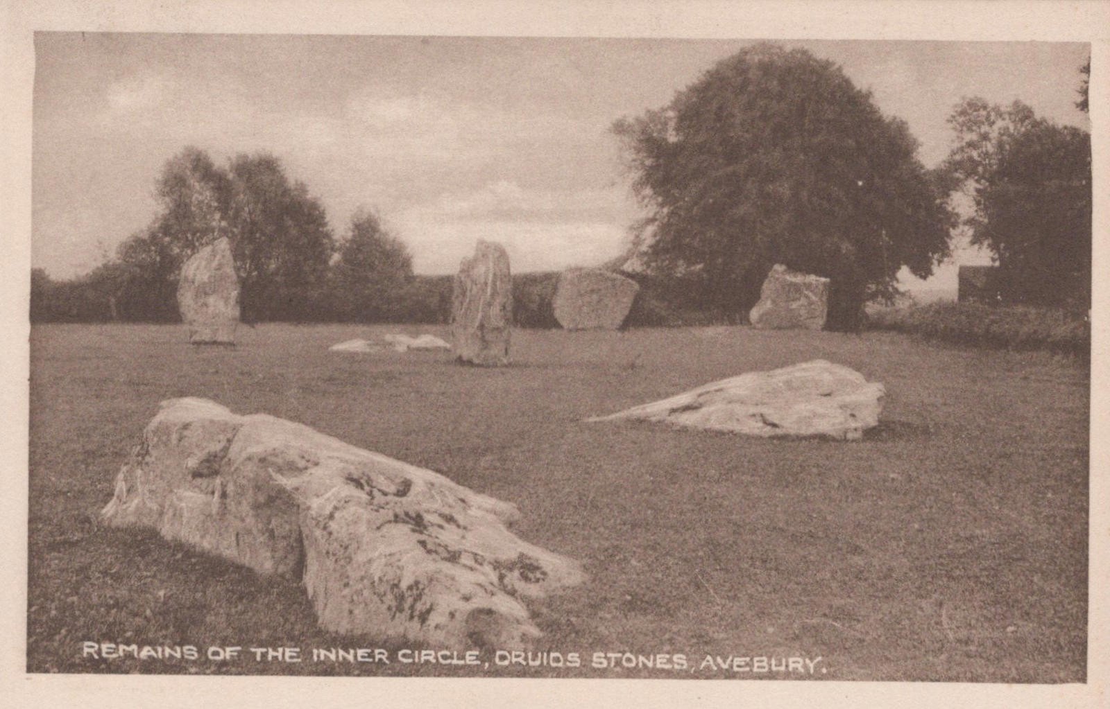 Wiltshire Postcard - Remains of The Inner Circle, Druids Stone, Avebury VT553