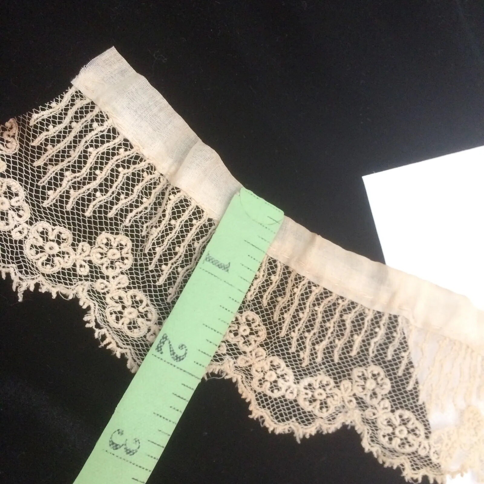 Antique Trim Lace Edging Scrap Cutter Sewing