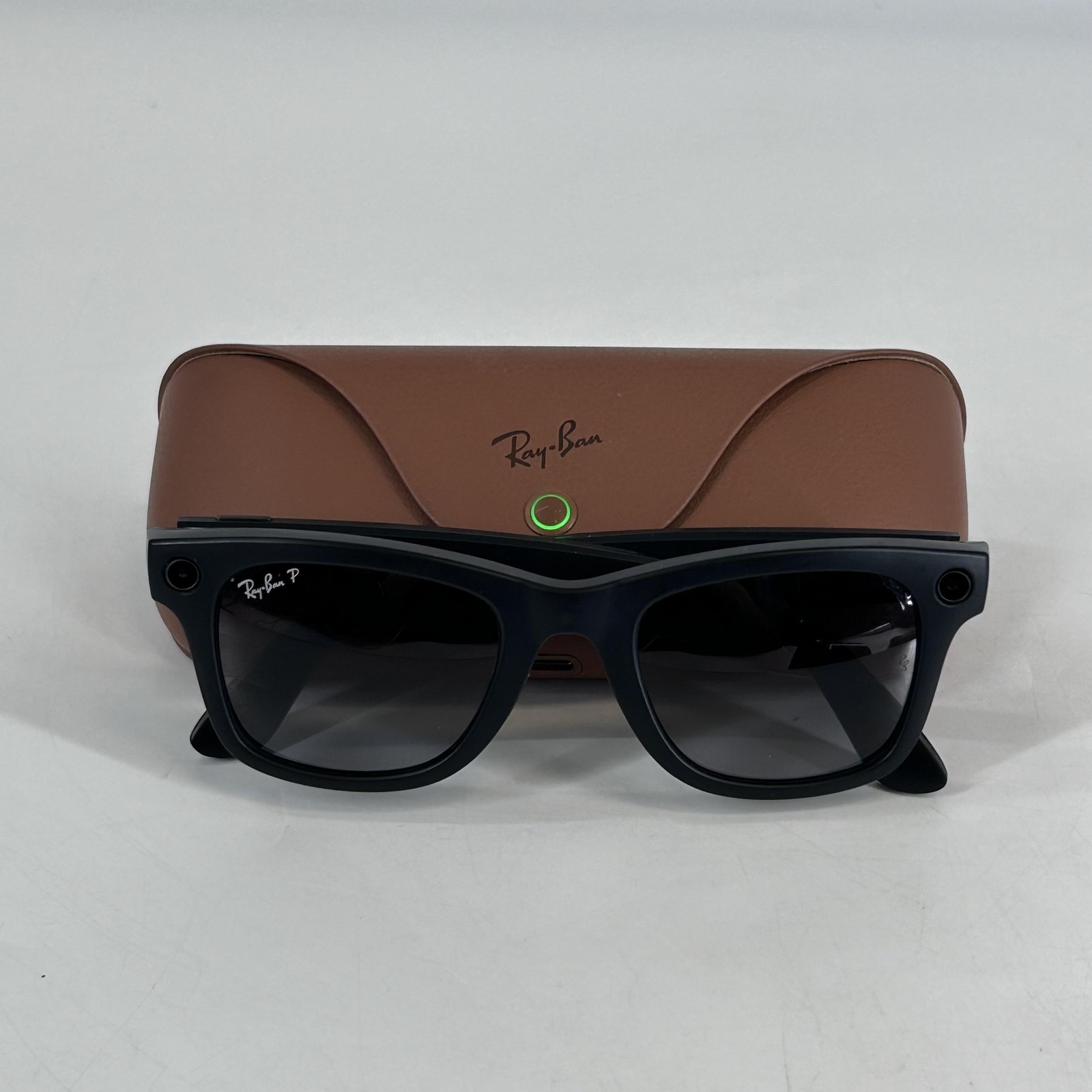 Ray-Ban Meta Wayfarer (Gen 1) Matte Black/Gradient Graphite Lens/Standard- Good 