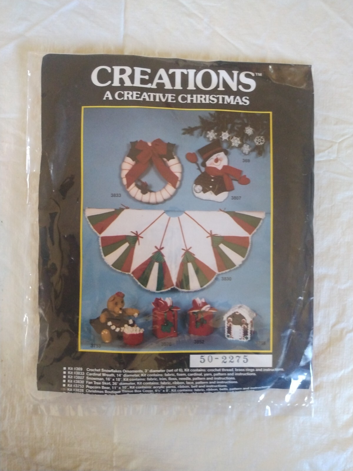 Vtg. Creations A Creative Christmas Sewing Kit # 3828 Tissue Box Cover Pre-owned