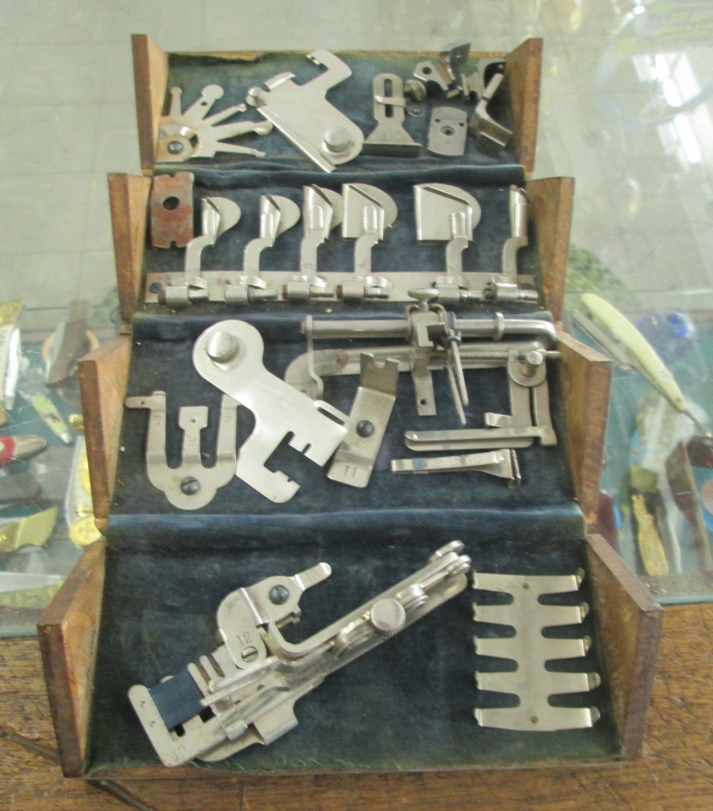 Singer Oak Sewing Machine Puzzle Box w/attachments  February 19 1839