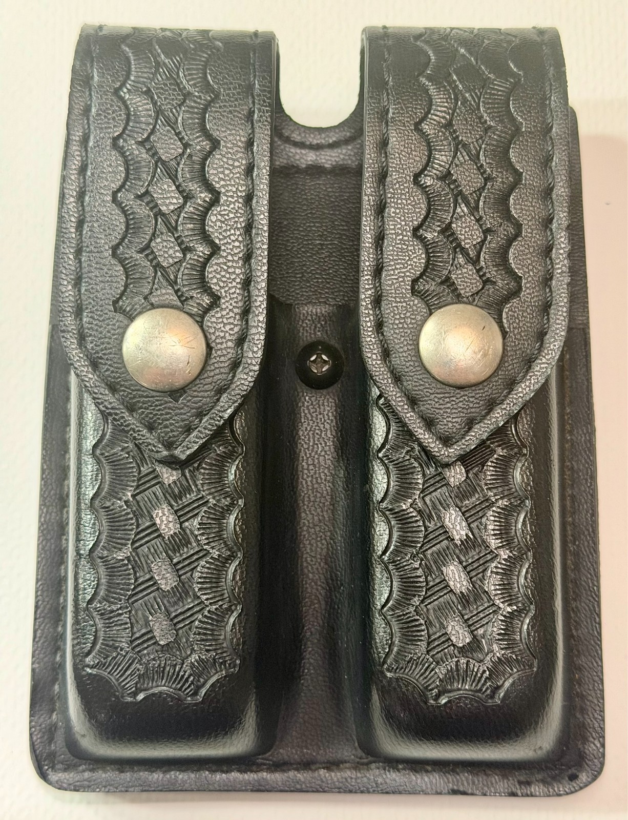 Safariland Model 77 Double Magazine Pouch - Basketweave Black Leather