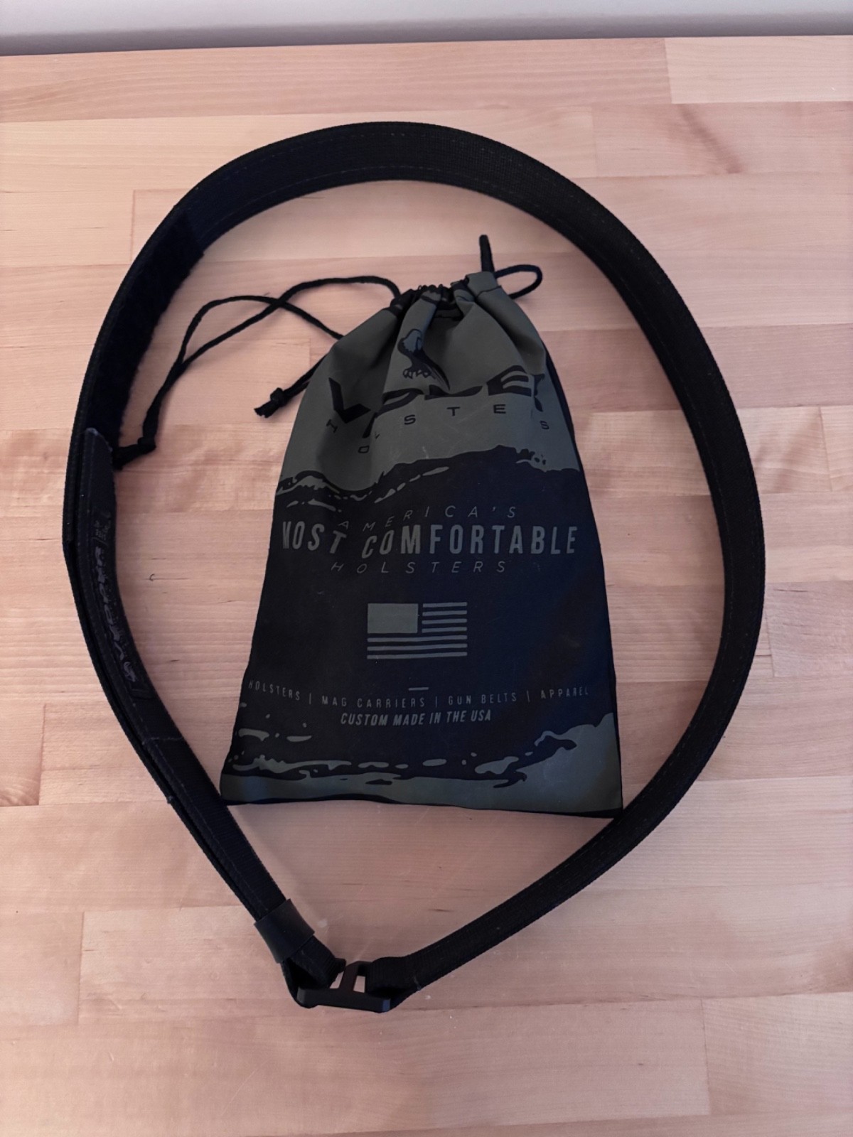 Vedder LightTuck Kydex IWB Glock 17 MOS w/ Surefire X300U LH with V3 Belt