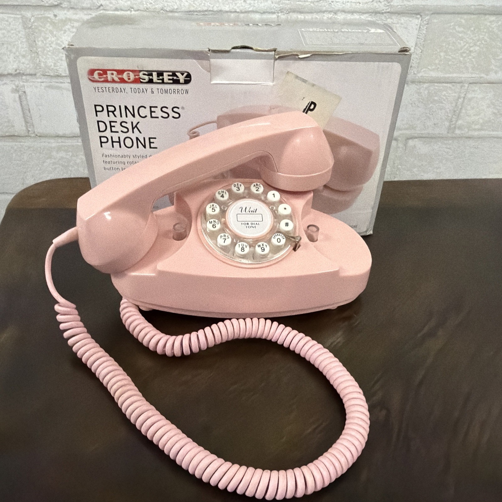 New Pink Crosley CR59PI Princess Phone Retro 1950 Style Rotary Boxed