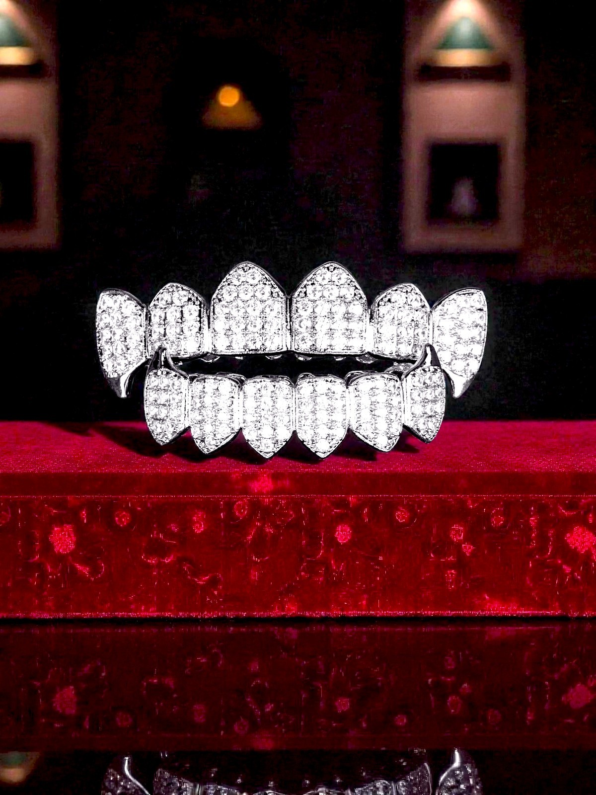 Iced Out CZ 18K White Gold Plated Fang Top Bottom Grillz Silver Set