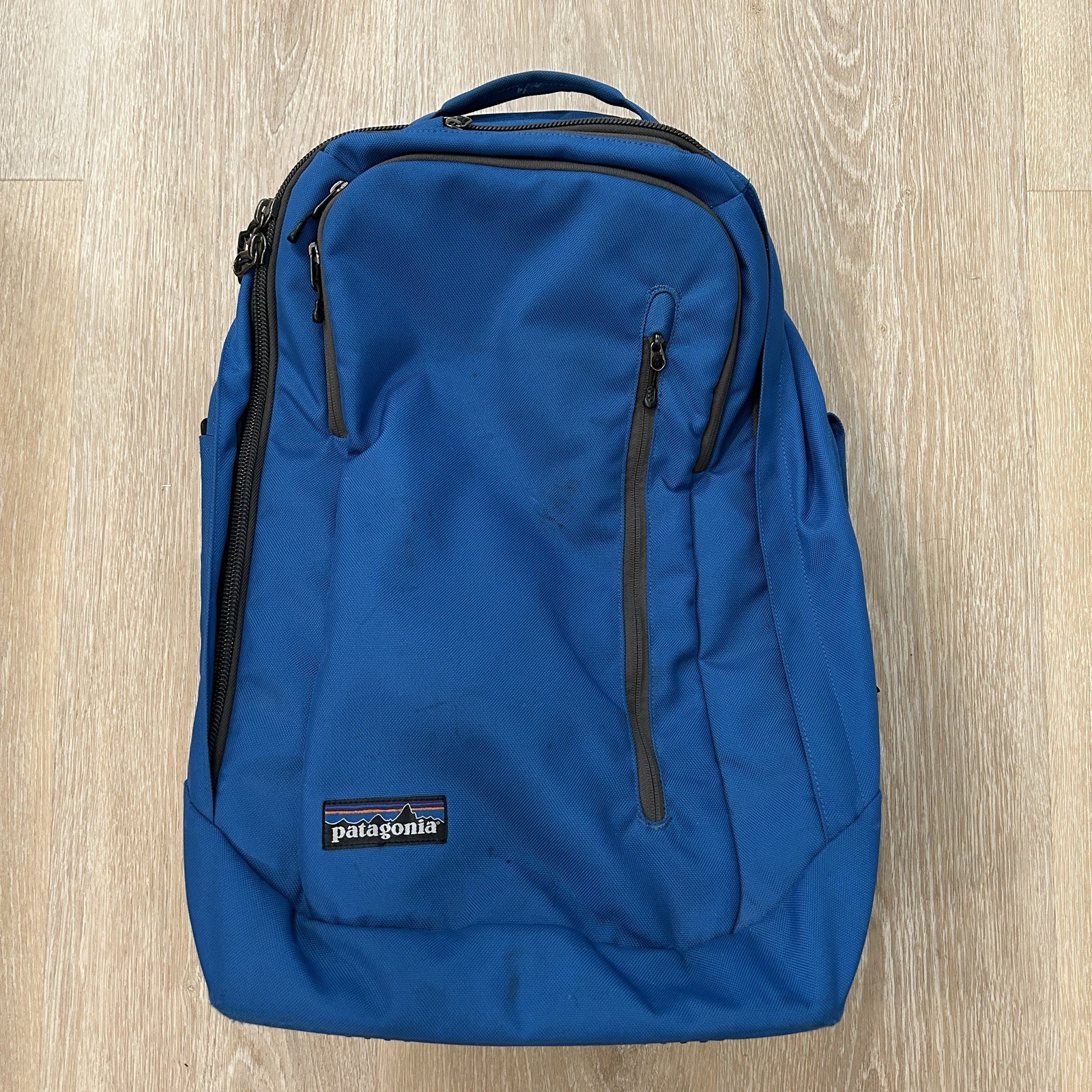 Patagonia MLC Wheelie 3 Way Travel Bag 22x15x9in Blue Business Luggage Suitcase