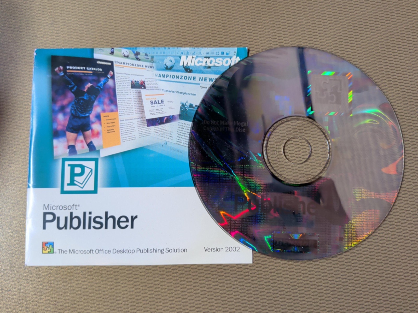 Microsoft Publisher 2002 CD WITH KEY