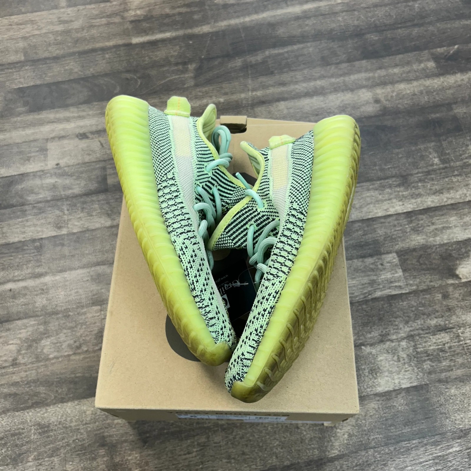 adidas Yeezreel Yeezy 350 V2 (USED) Size 6Y