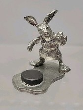 Vntg Metzke Magnetic  Pewter Rabbit W/Apron Holding An Egg W/Bow Thimble Holder 