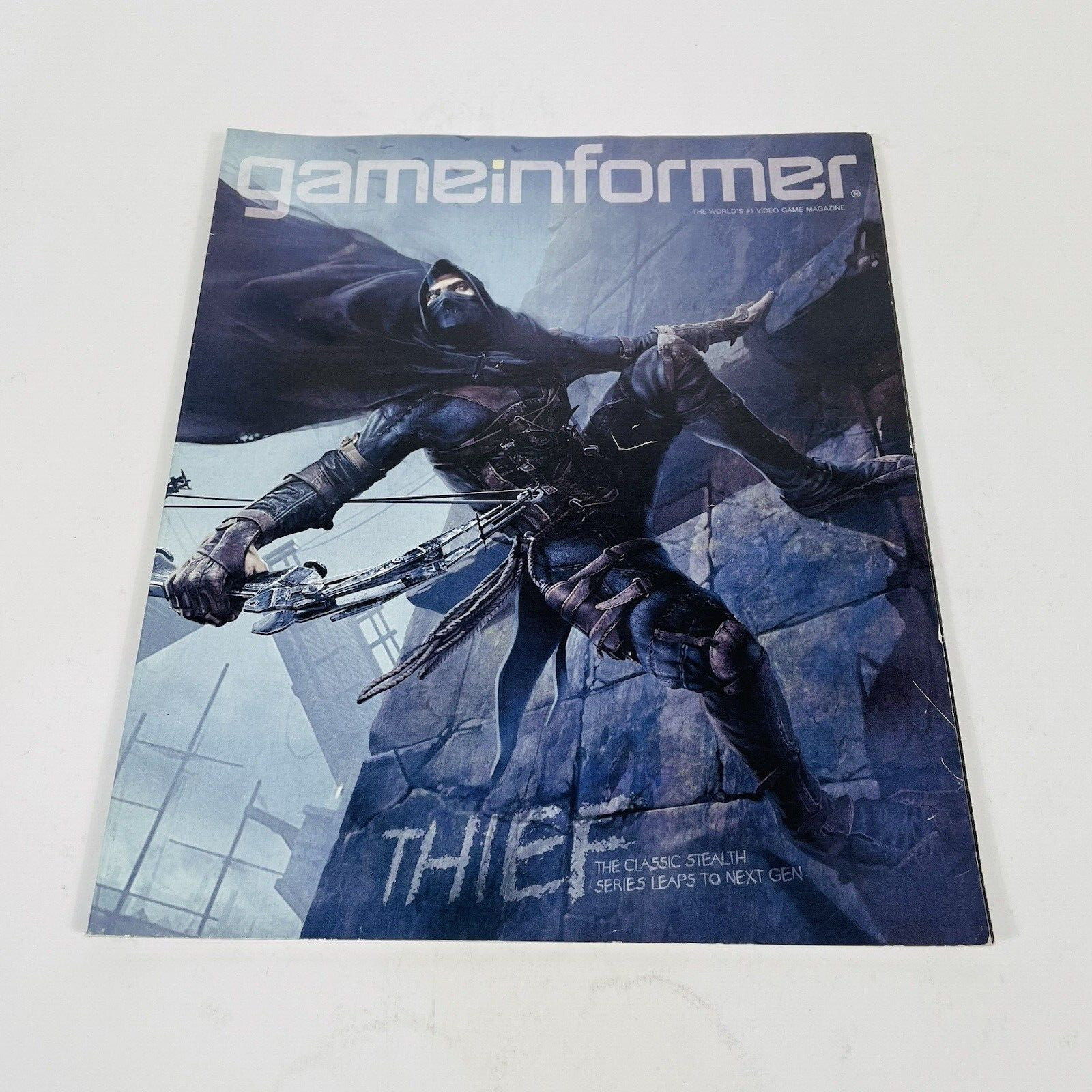 game informer magazine 240 April 2013 Thief, Assassin's Creed IV, Defiance