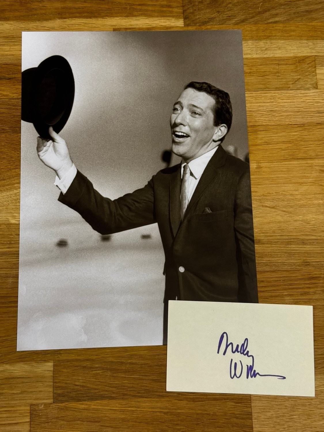 Andy Williams Crooner & TV Icon, Genuine Autograph