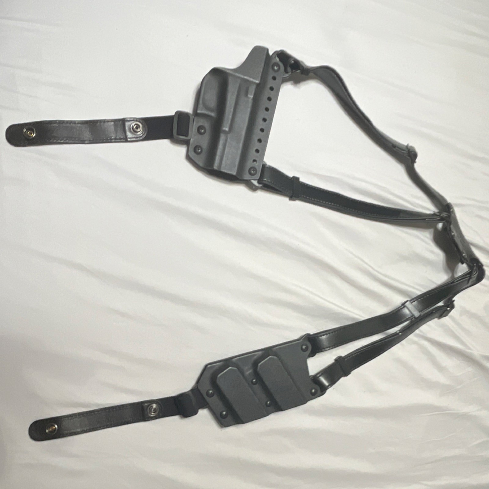 Black Leather Kydex Shoulder Holster Glock, 2 Magazine Pouches, Adjustable Strap