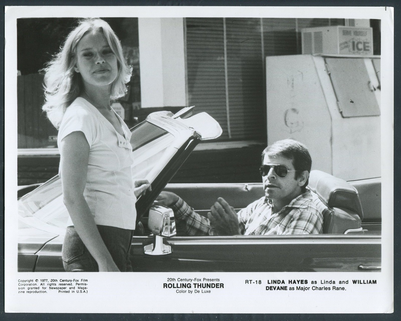 LINDA HAYES WILLIAM DEVANE in Rolling Thunder '77 CAR SUNGLASSES