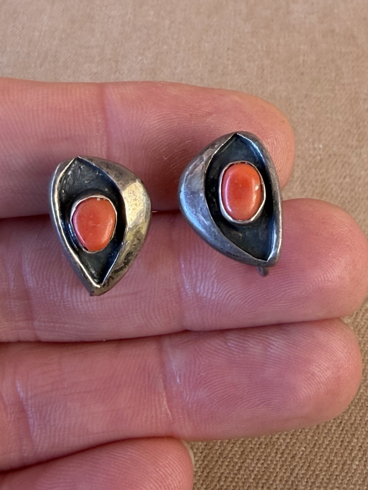 Vintage Navajo Coral Shadowbox Sterling Silver 925 Earrings