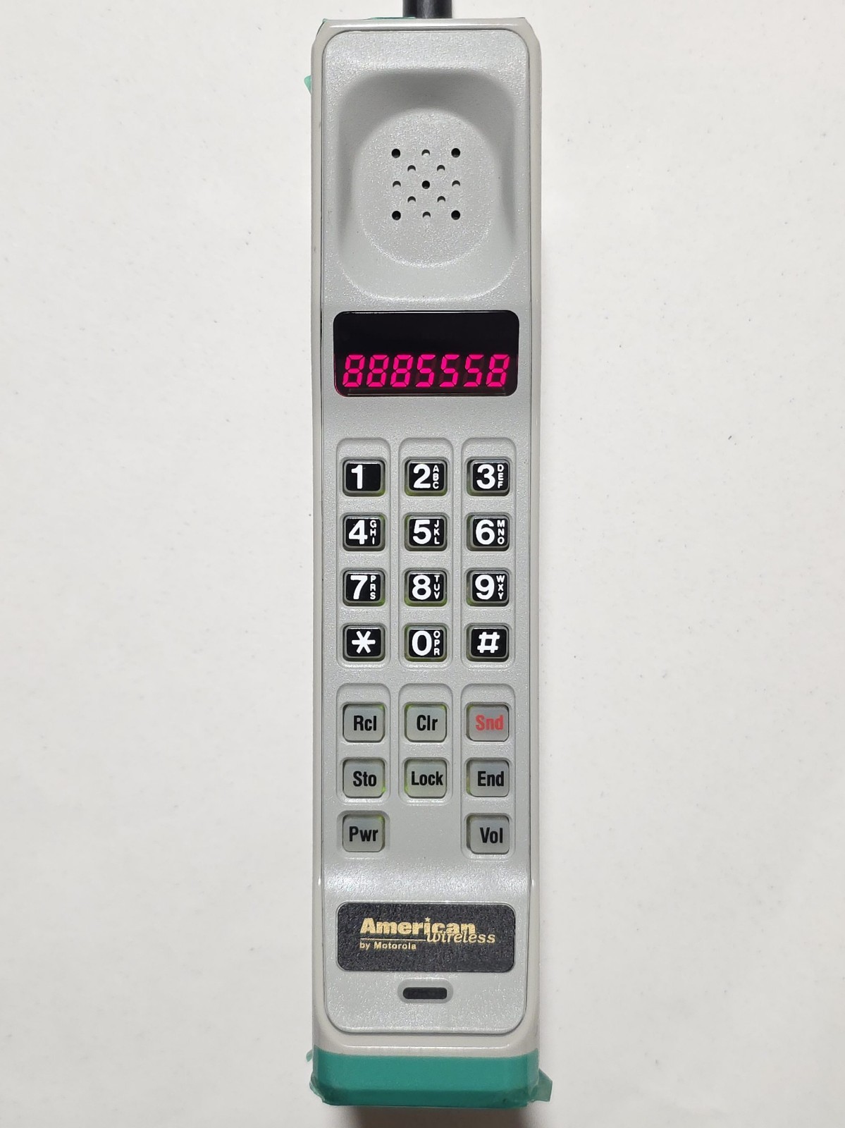 MOTOROLA DYNATAC 8000L NEW - Brick Mobile Cell Phone Vintage Retro Collect