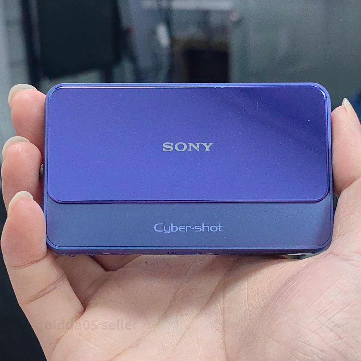 Sony Cyber Shot DSC-T110 Touch Screen Digital Camera with 16.1MP 4x Optical Zoom