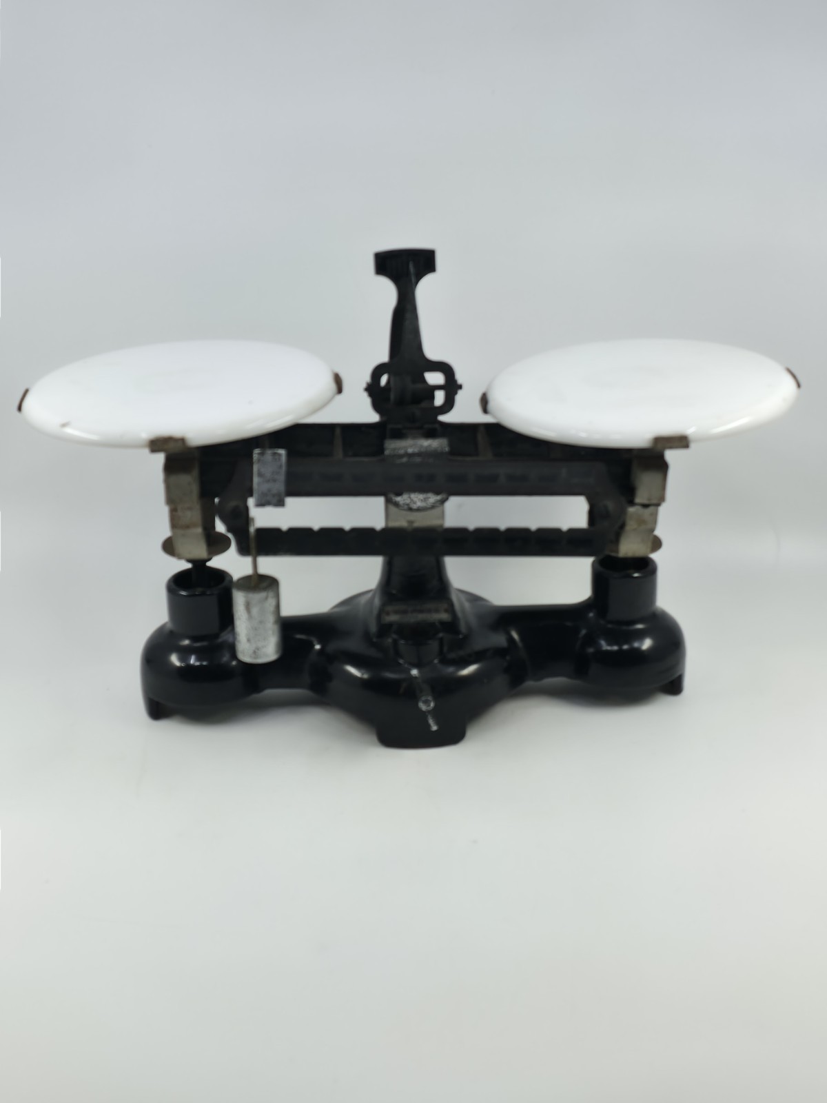 Vintage Chicago Apparatus Co Double Beam Laboratory Balance Scale Milk Glass Pan