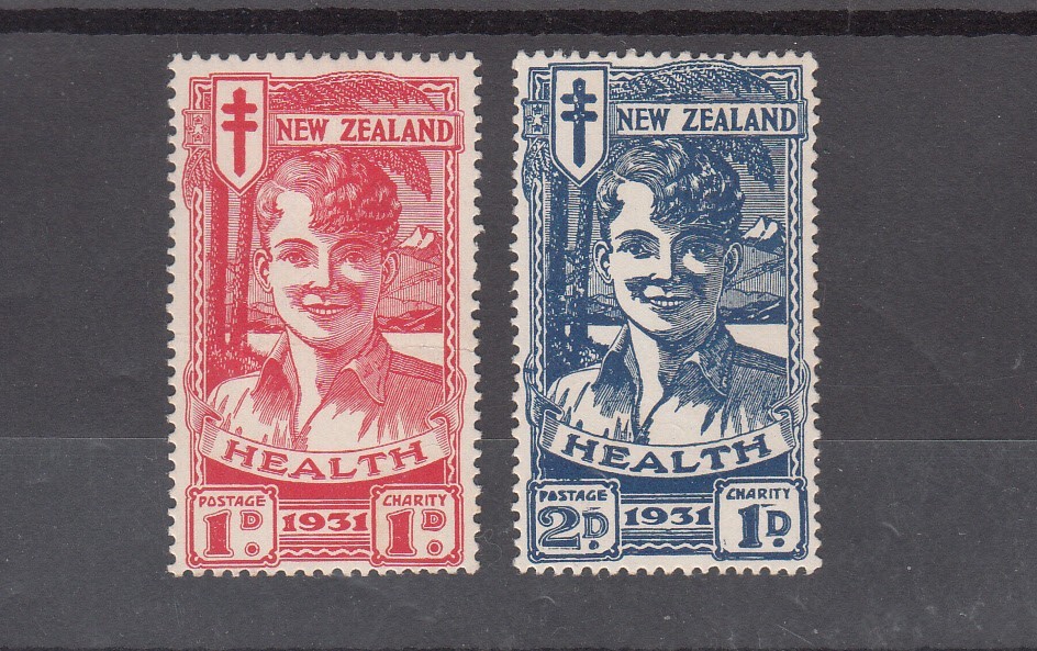 NEW ZEALAND 1931 HEALTH PAIR (SMILING BOYS) Mint/hinged SG 546/547. Going cheap