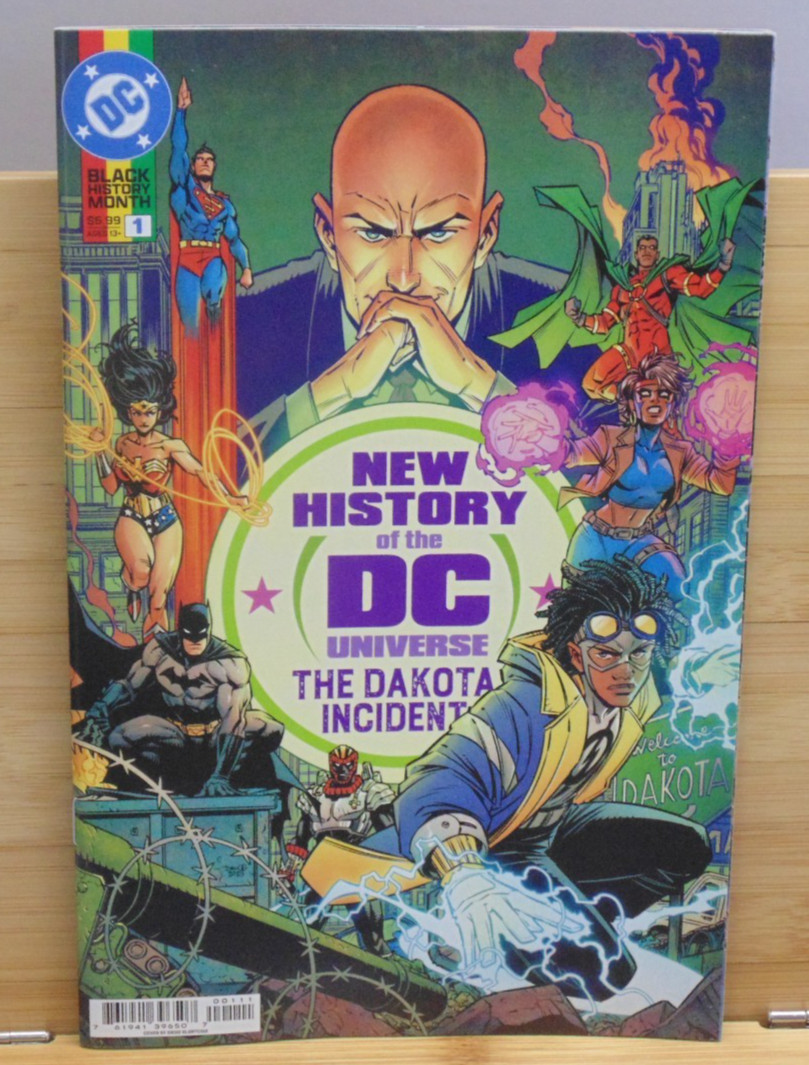 NEW HISTORY OF THE DC UNIVERSE DAKOTA INCIDENT DC COMICS COVER A NM-/NM+ 2026