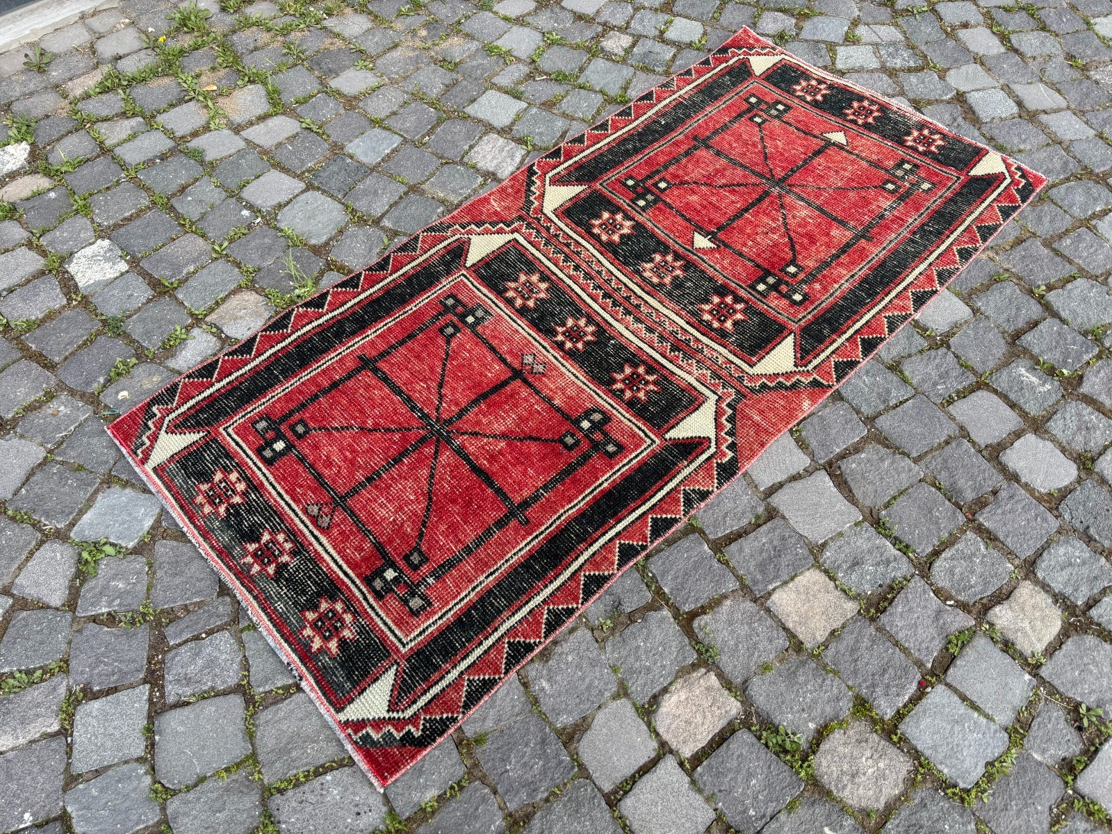 Bohemian rugs, Runner rug, Handmade, Turkish rug, Vintage, Wool | 2,5 x 5,5 ft