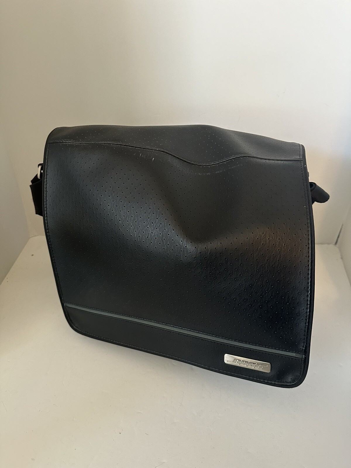 Bose SoundDock N123 Bluetooth Speaker -charger carry case portable IPOD