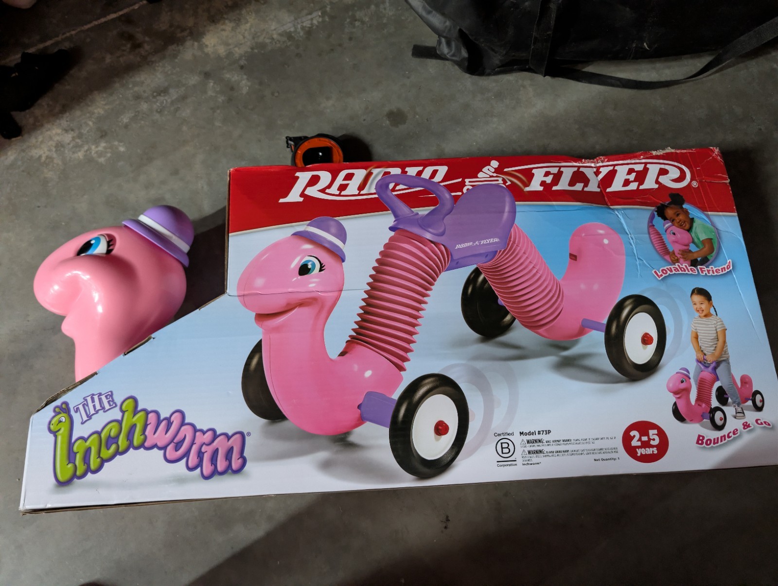 🎁Radio Flyer Inchworm Pink Classic Bounce and Go Toddler Ride on Inchworm 🆕