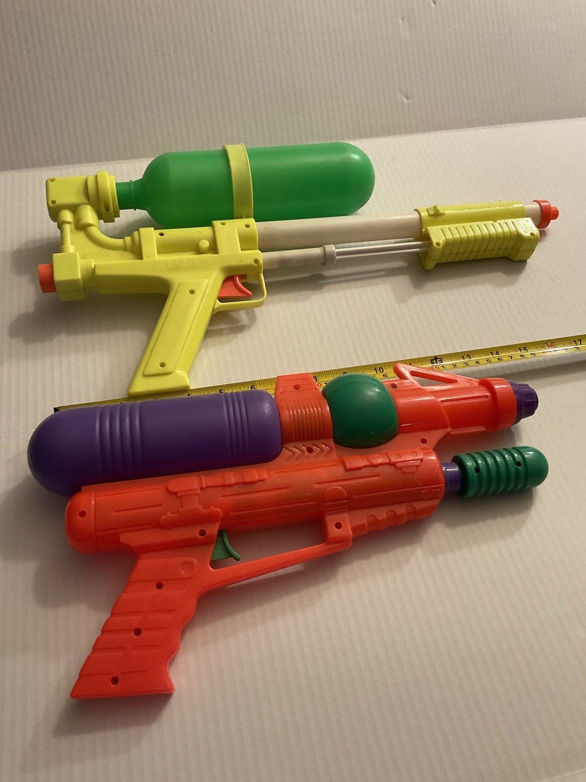 Vintage 1990 Larami Air Pressure Super Soaker 50 Patent U.S D318,309 Bundle