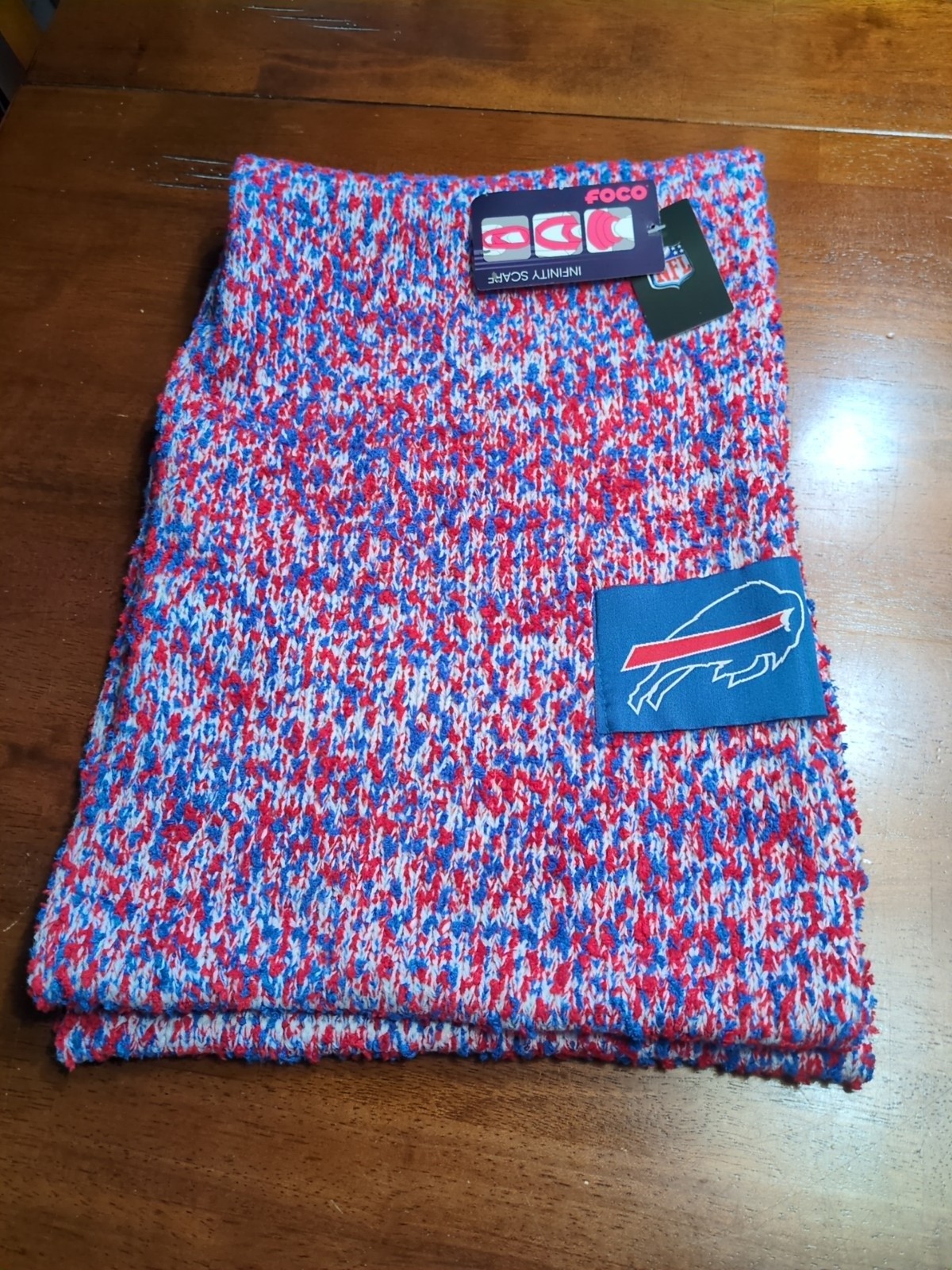 Foco NFL Buffalo Bills Knitted Infinity Scarf - NEW WITH TAG