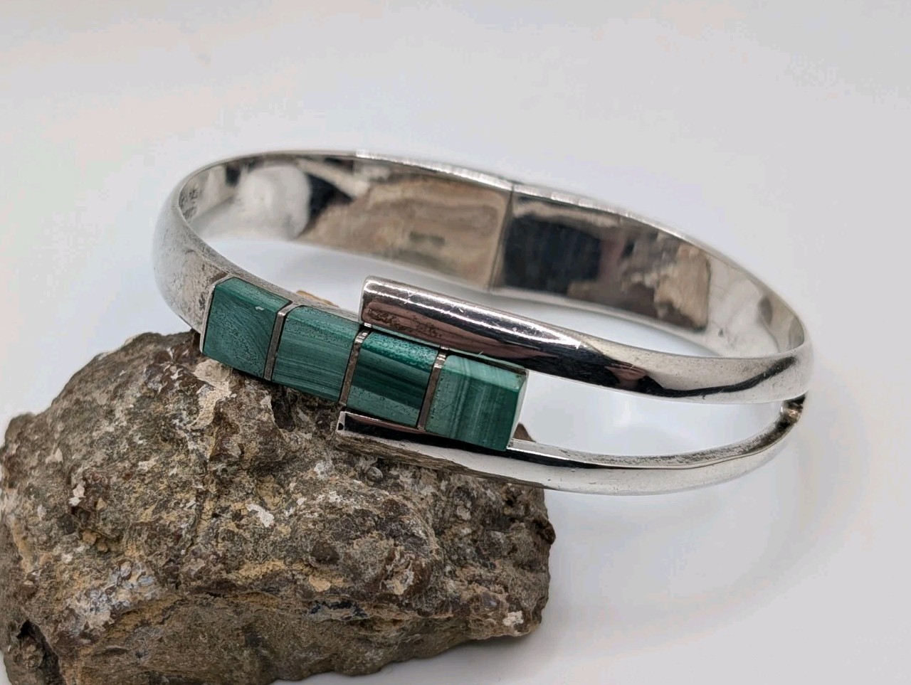 Vintage Taxco Malachite Sterling Silver Hinged Bracelet TN-32 Mexico 925 48g