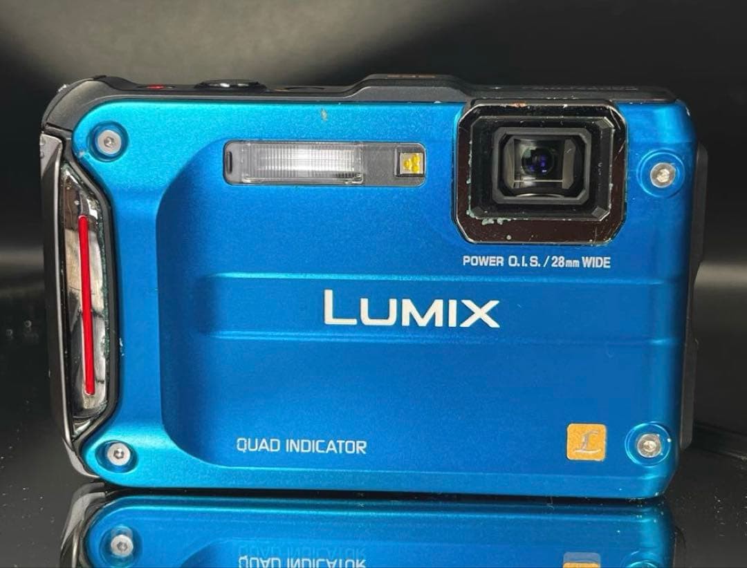 Panasonic LUMIX DMC-FT3 Blue Waterproof Digital Camera Outdoor Use