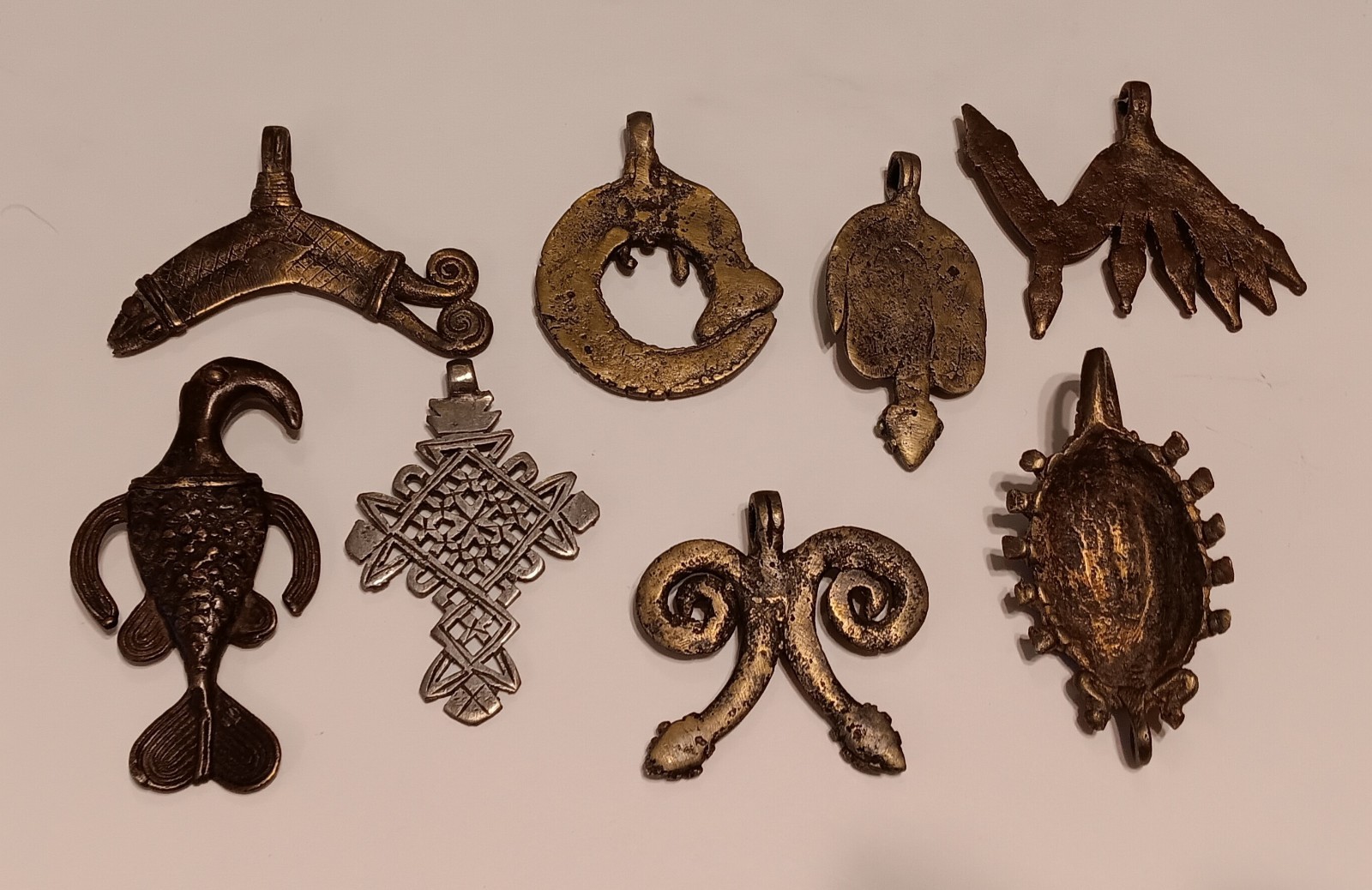 8 PC African Bronze Chameleon Serpant Scorpion Amulet Pendant Necklace Sand Cast