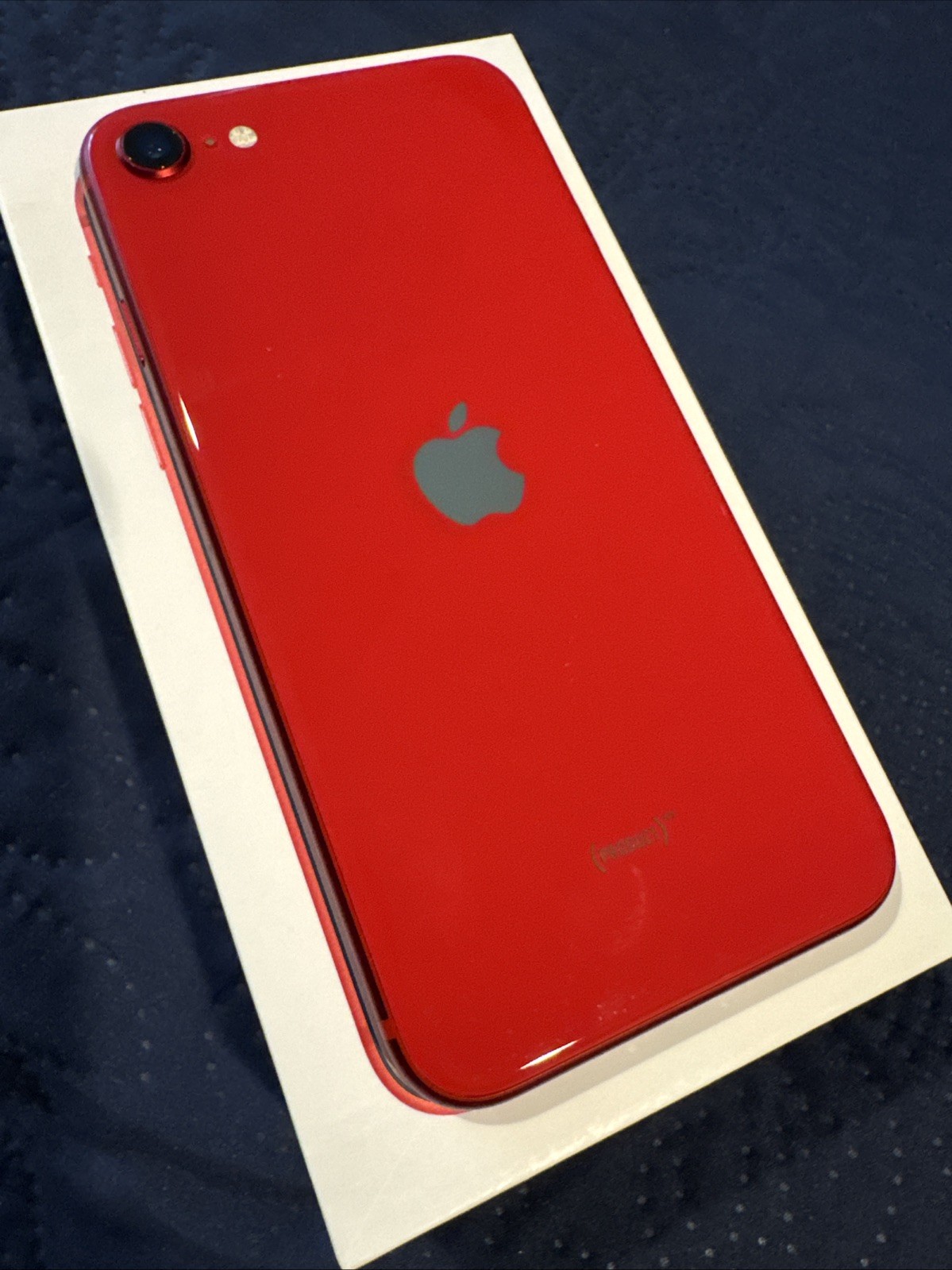 Apple iPhone SE 2nd Gen 128GB- Unlocked Verizon AT&T T-Mobile Comes W/ Otterbox