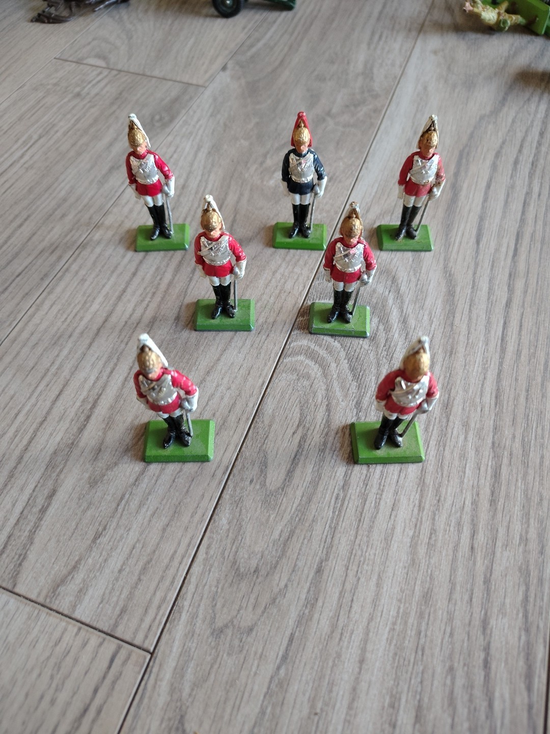 7 Vintage BRITAINS LTD Great Britain 70s/80s Guards Ceremonial figures
