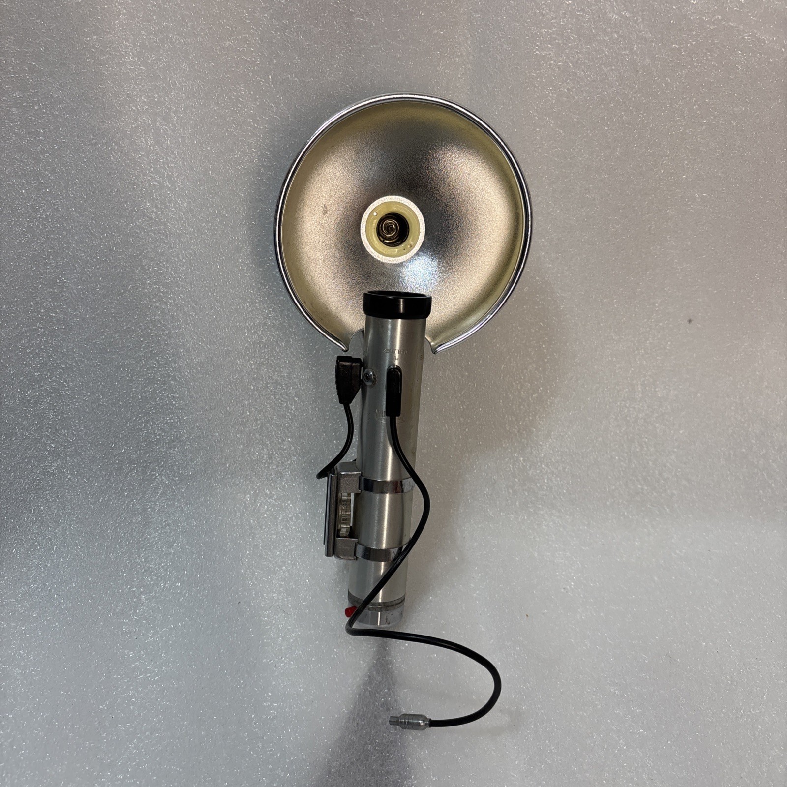 Vintage MINICAM Flash Bulb Equipment Japan 1950s  Used Untested