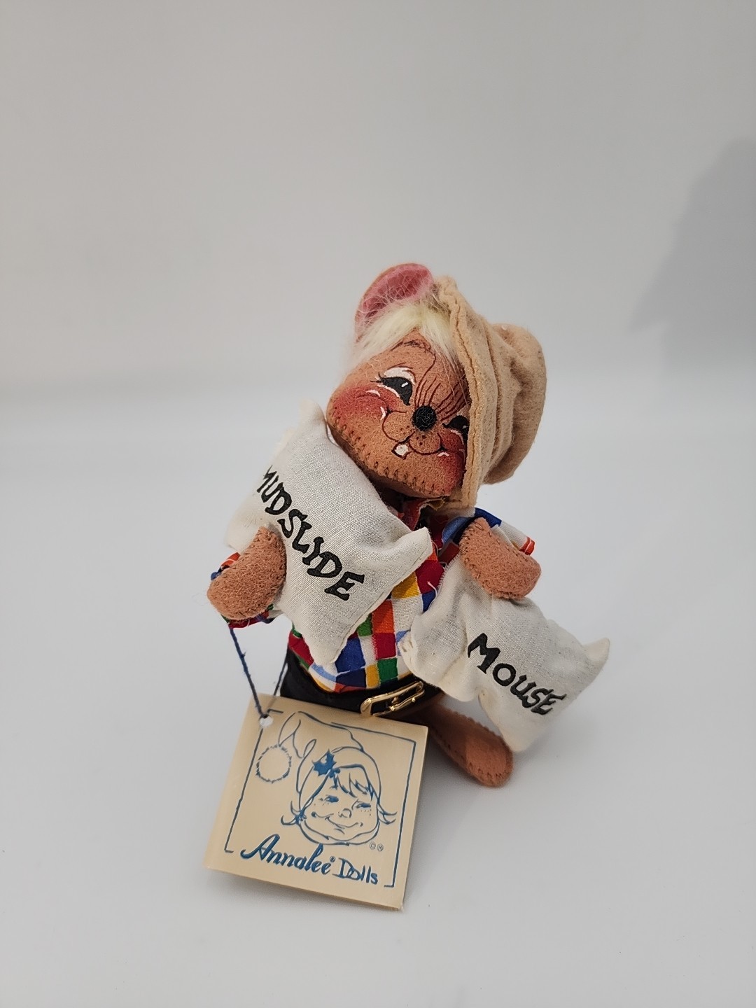 Annalee 6" California Mudslide Mouse With Sand Bags 1995 Posable Felt Plush Doll
